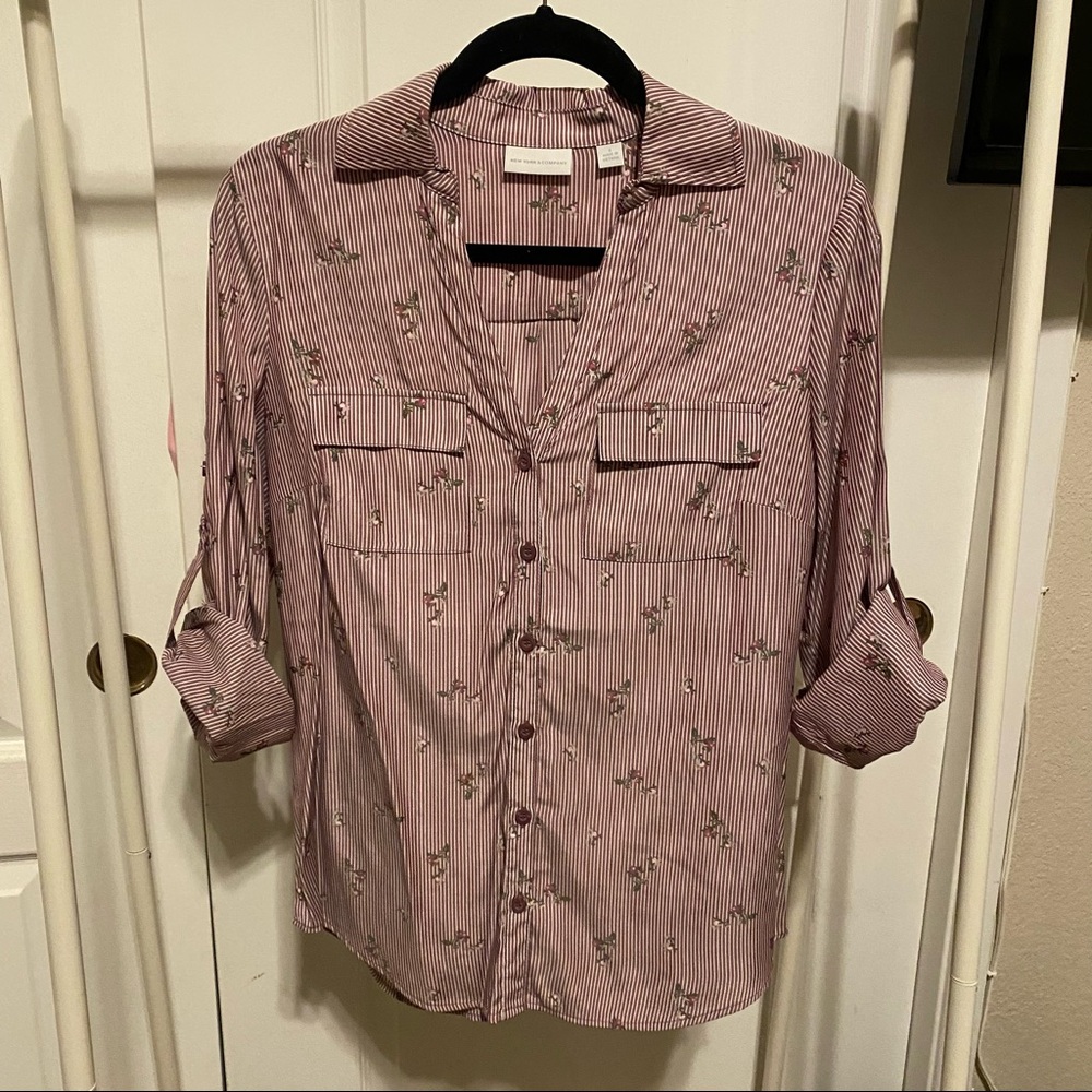 New York & Company Long Sleeve Pinstripe Floral Button Up Shirt